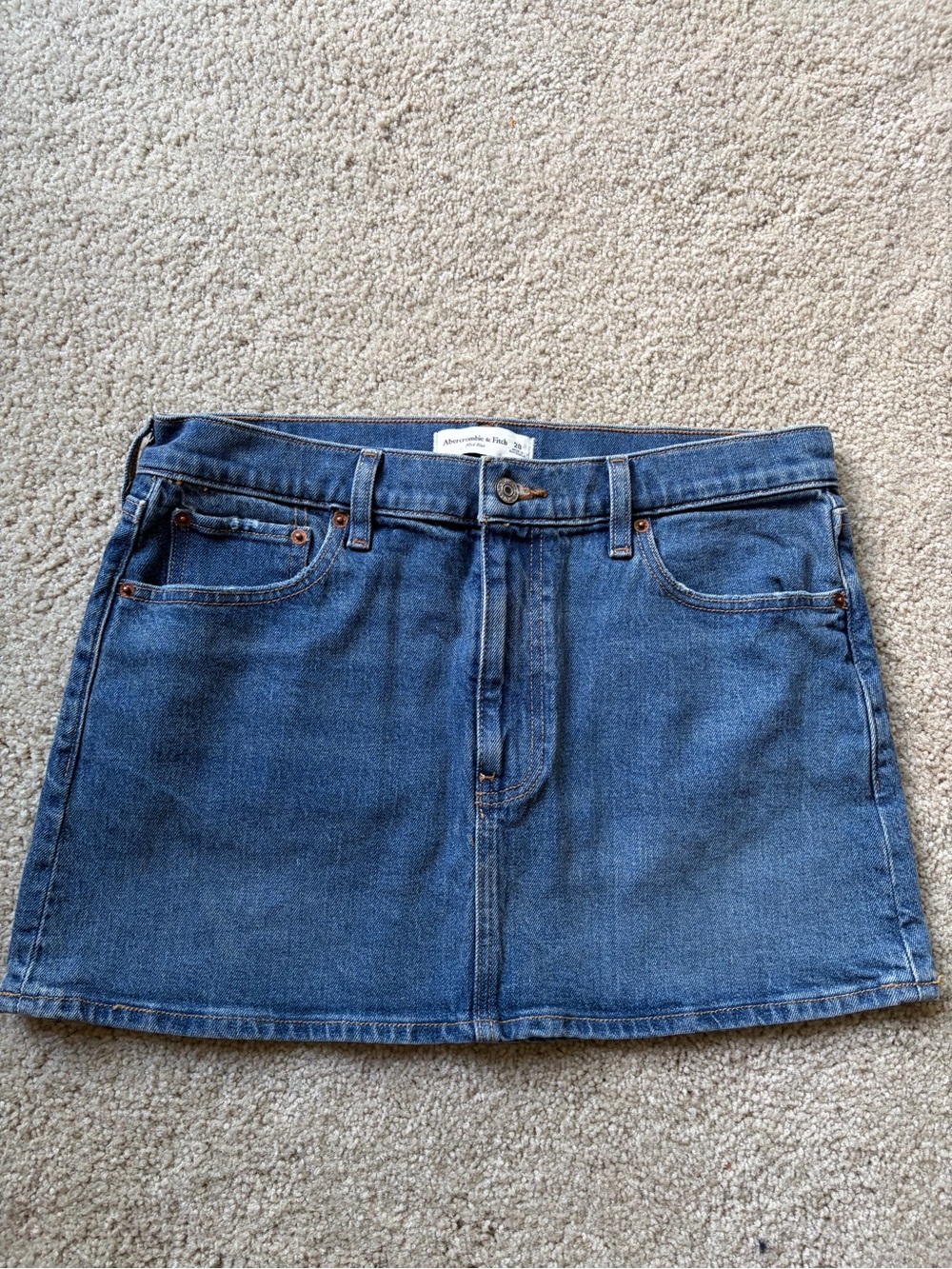 Abercrombie and fitch denim blue mini jean mid rise summer festival short sz 28